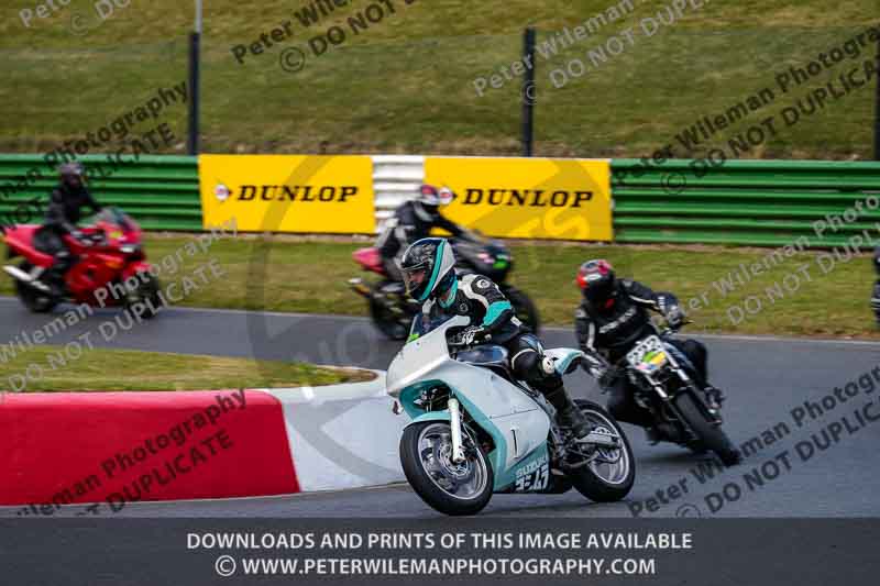 enduro digital images;event digital images;eventdigitalimages;mallory park;mallory park photographs;mallory park trackday;mallory park trackday photographs;no limits trackdays;peter wileman photography;racing digital images;trackday digital images;trackday photos